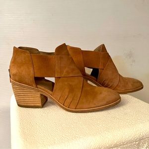 Eileen Fisher Bootie Shoes Womens 8 Camel Tan Walt Suede Leather Cross Strap Zip